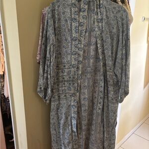 Lucky Brand Floral Blue and White Robe